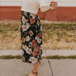 Roolee Multicolored waist Tie Floral Midi Skirt Size M